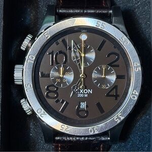 Nixon The 48-20 Chrono Keep It Fresh Leather Brown Gator Analog Watch RUNS READ